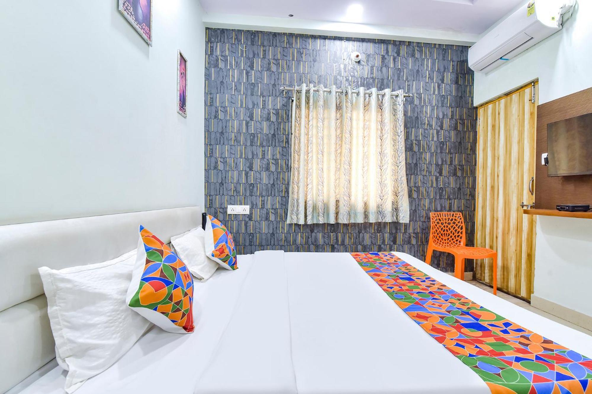 Fabexpress Mahakal Shikhar Darshan Ujjain Ngoại thất bức ảnh