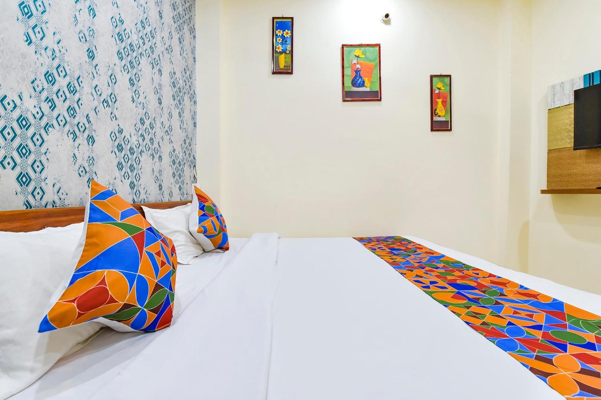 Fabexpress Mahakal Shikhar Darshan Ujjain Ngoại thất bức ảnh
