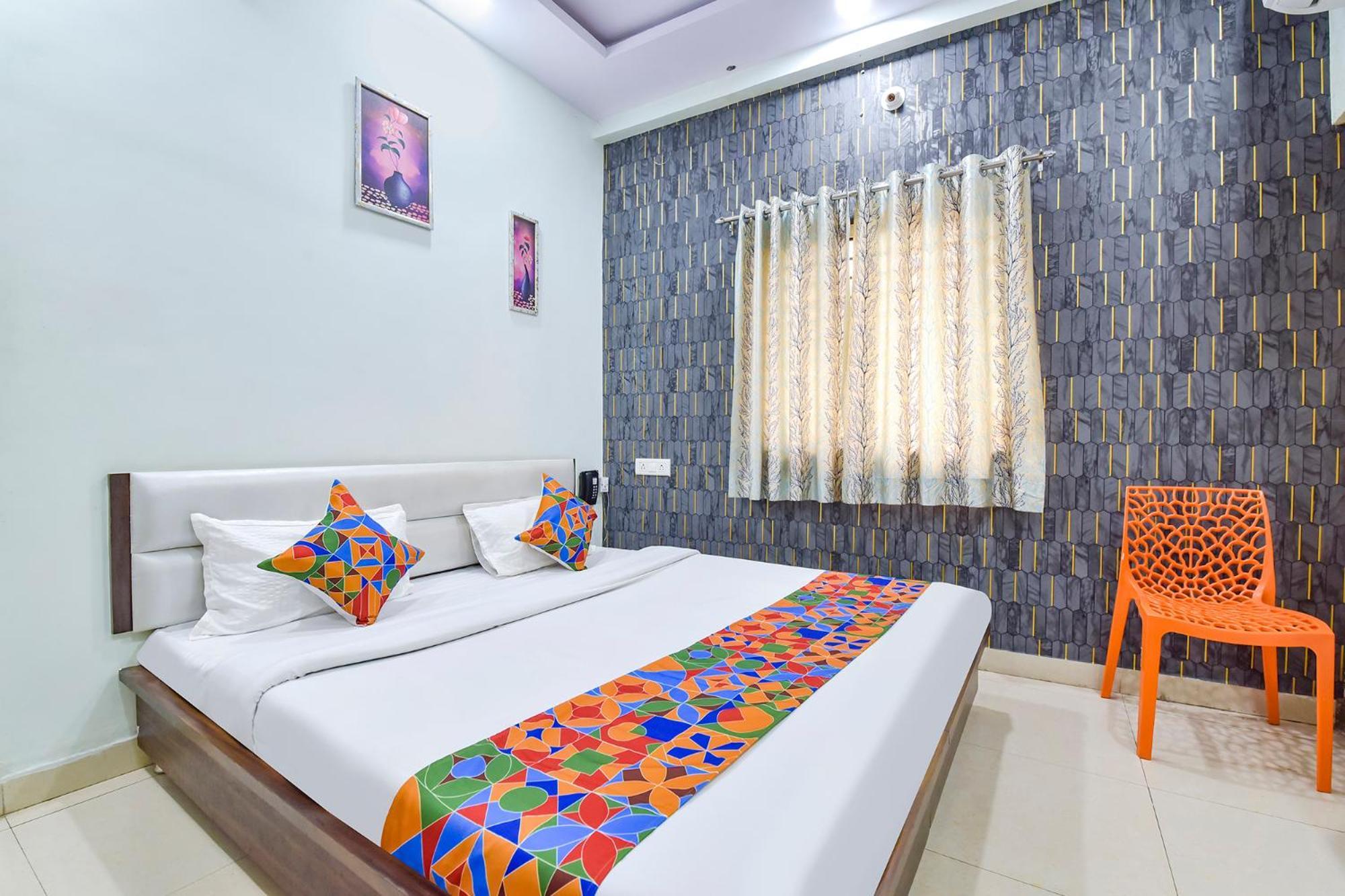 Fabexpress Mahakal Shikhar Darshan Ujjain Ngoại thất bức ảnh