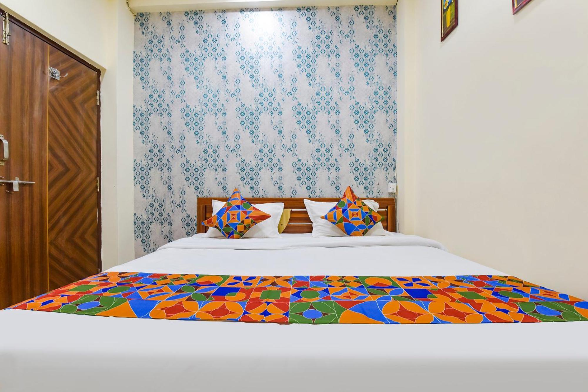 Fabexpress Mahakal Shikhar Darshan Ujjain Ngoại thất bức ảnh